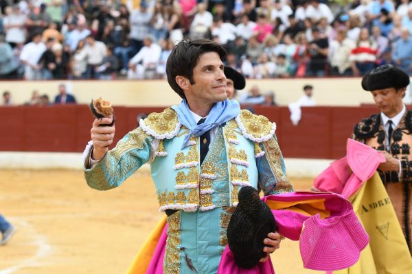 Juan Miguel golpea fuerte en la última clasificatoria de la Copa Chenel