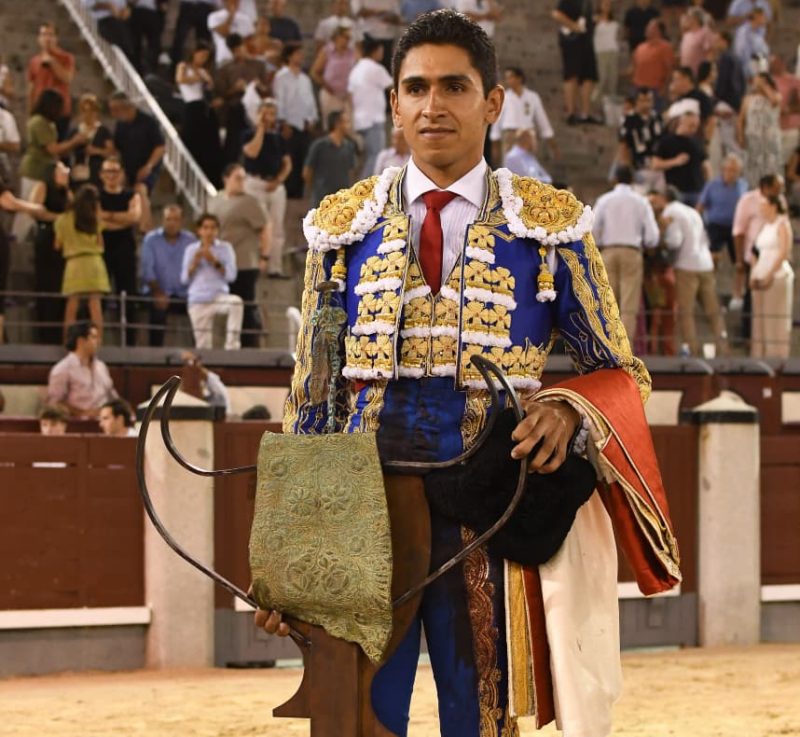 Héctor Gutiérrez, triunfador de la Copa Chenel 2026 en el ruedo de las Ventas
