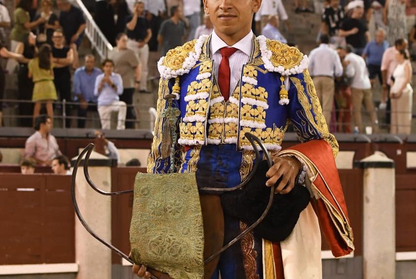 Héctor Gutiérrez, triunfador de la Copa Chenel 2026 en el ruedo de las Ventas